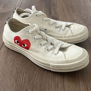 Converse Large Emblem Low Top Canvas Sneakers; Size 6